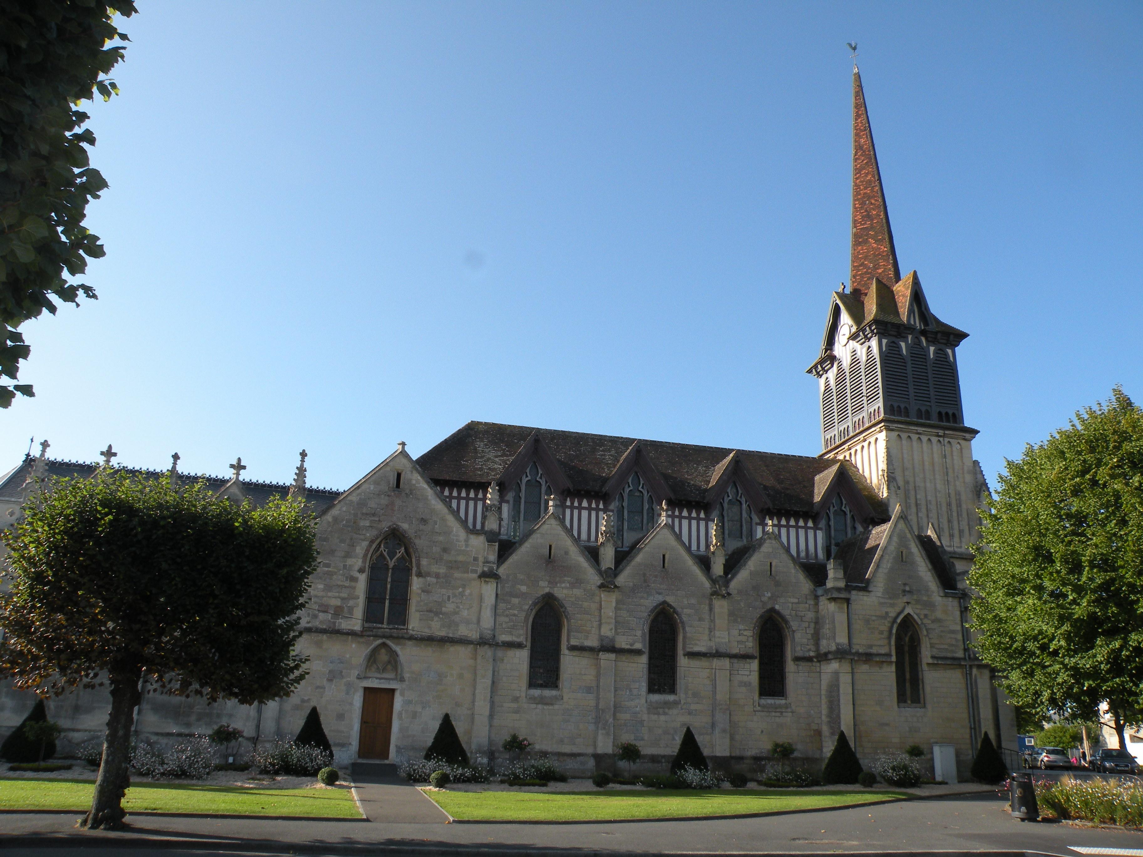 Eglise Saint Michel De Cabourg